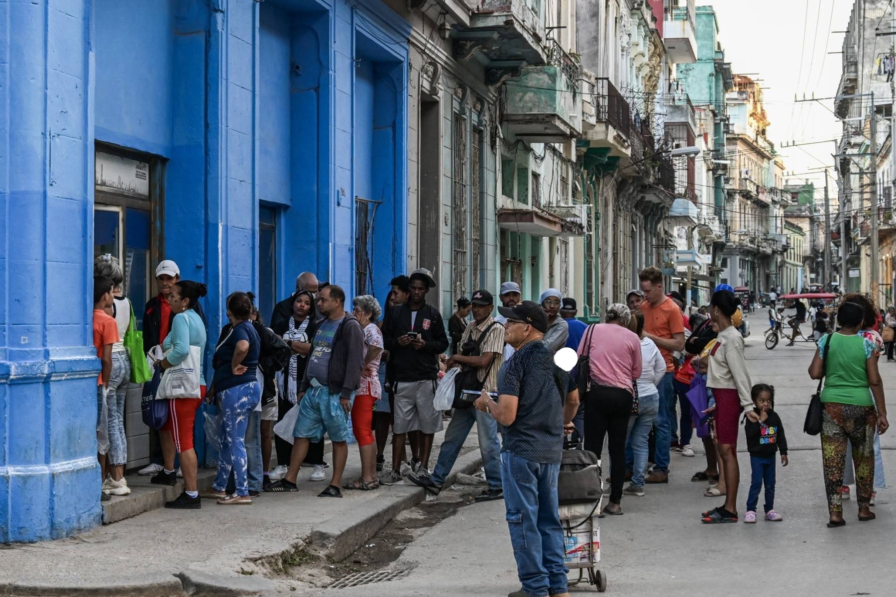 Les États-Unis resserrent les sanctions contre Cuba, invoquant des préoccupations de sécurité liées aux drones et aux liens régionaux